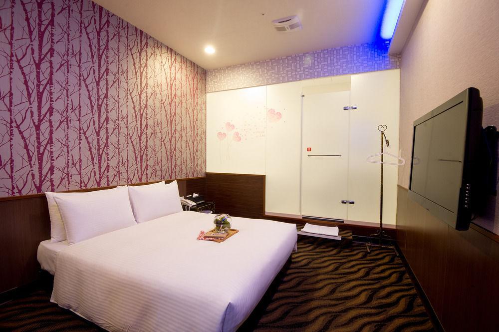 Starry Night Hotel Тайбэй Экстерьер фото