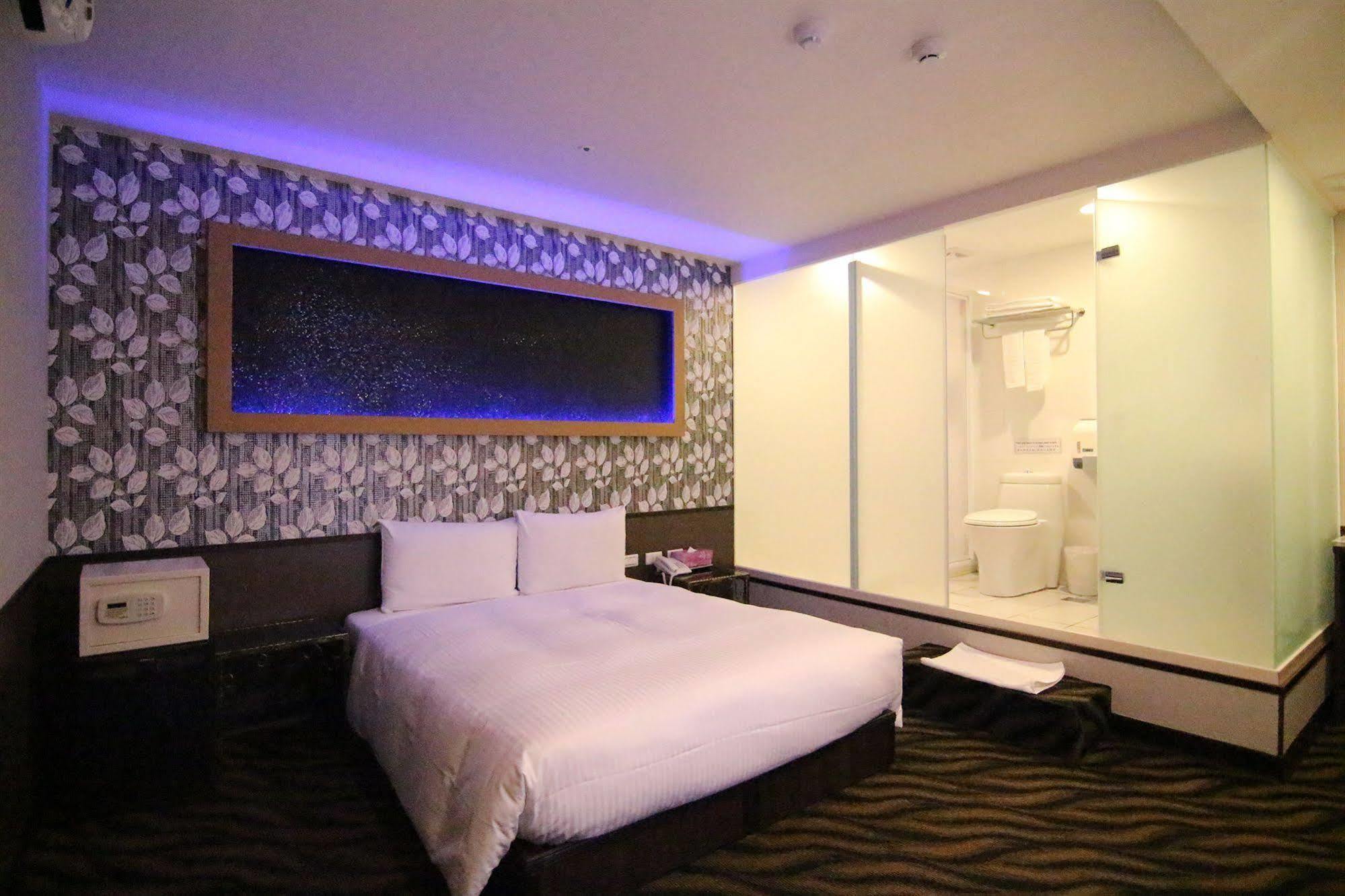 Starry Night Hotel Тайбэй Экстерьер фото