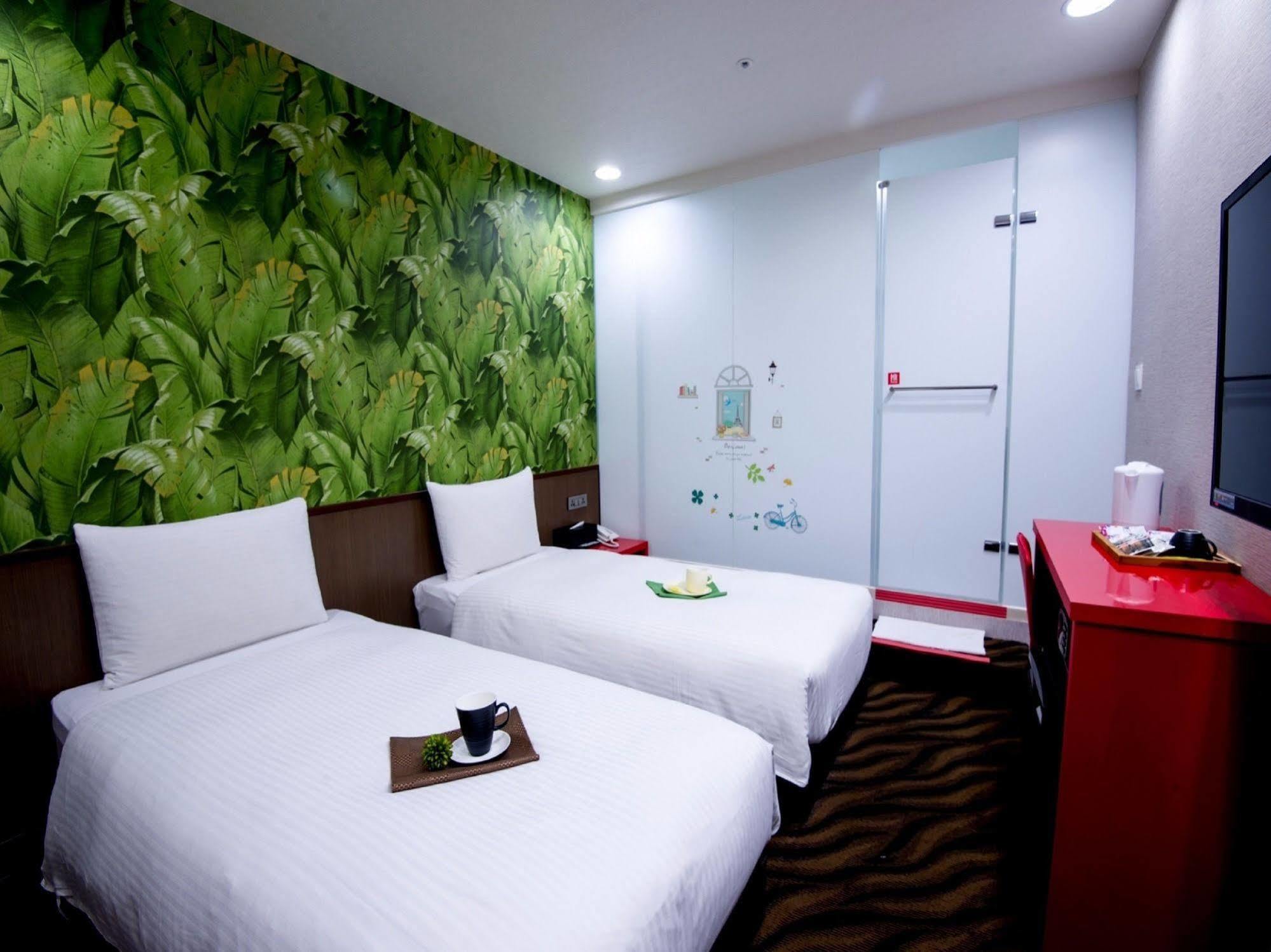 Starry Night Hotel Тайбэй Экстерьер фото
