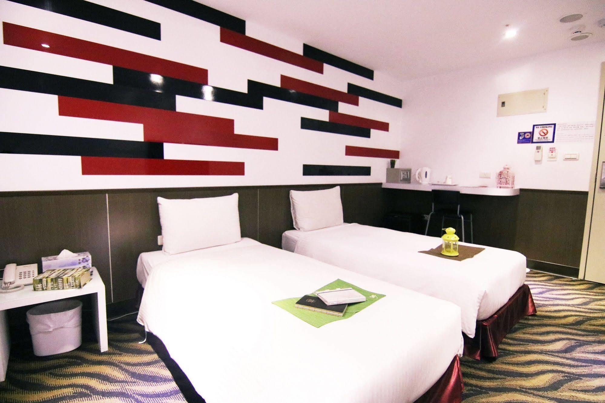 Starry Night Hotel Тайбэй Экстерьер фото