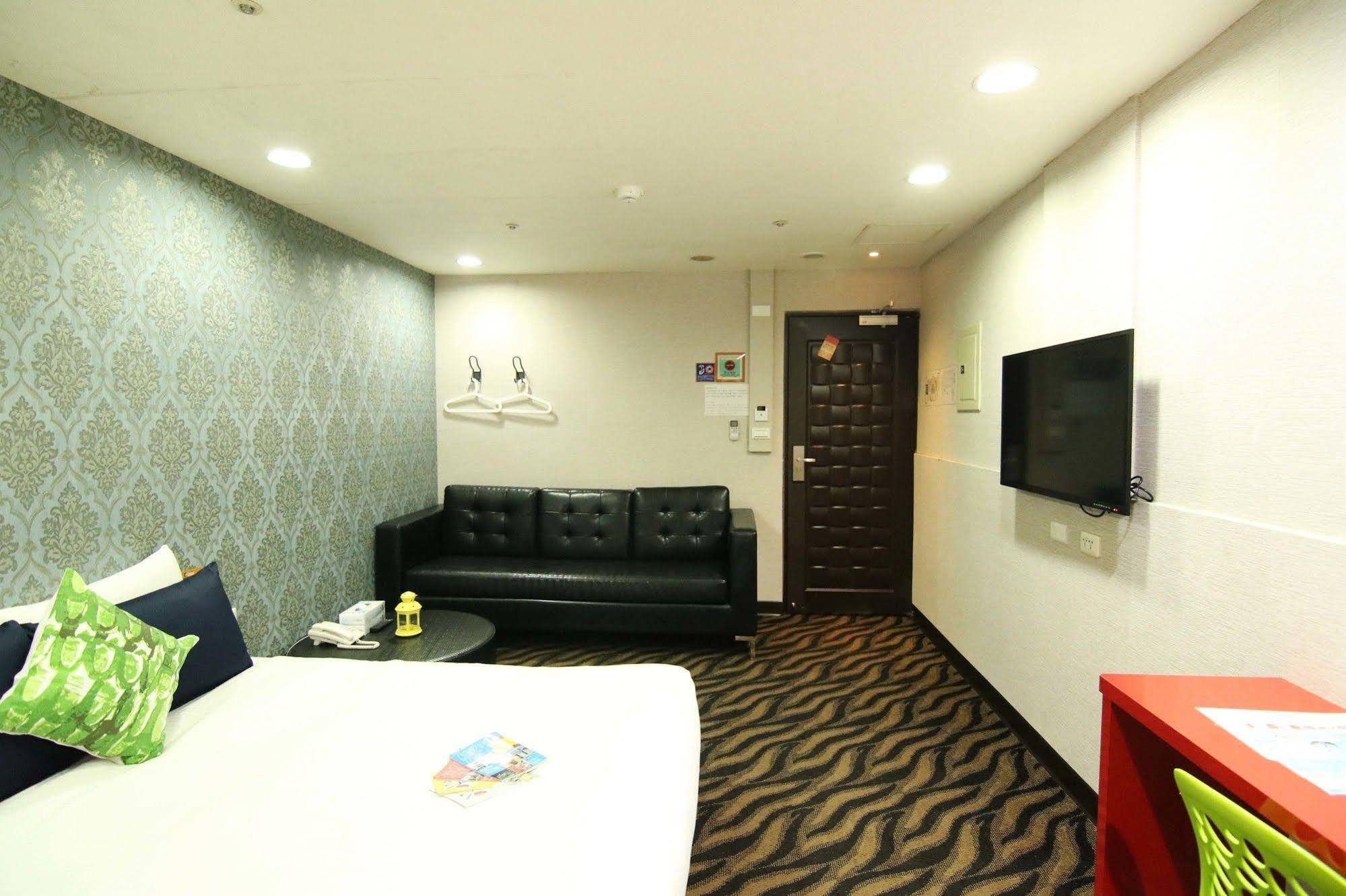 Starry Night Hotel Тайбэй Экстерьер фото