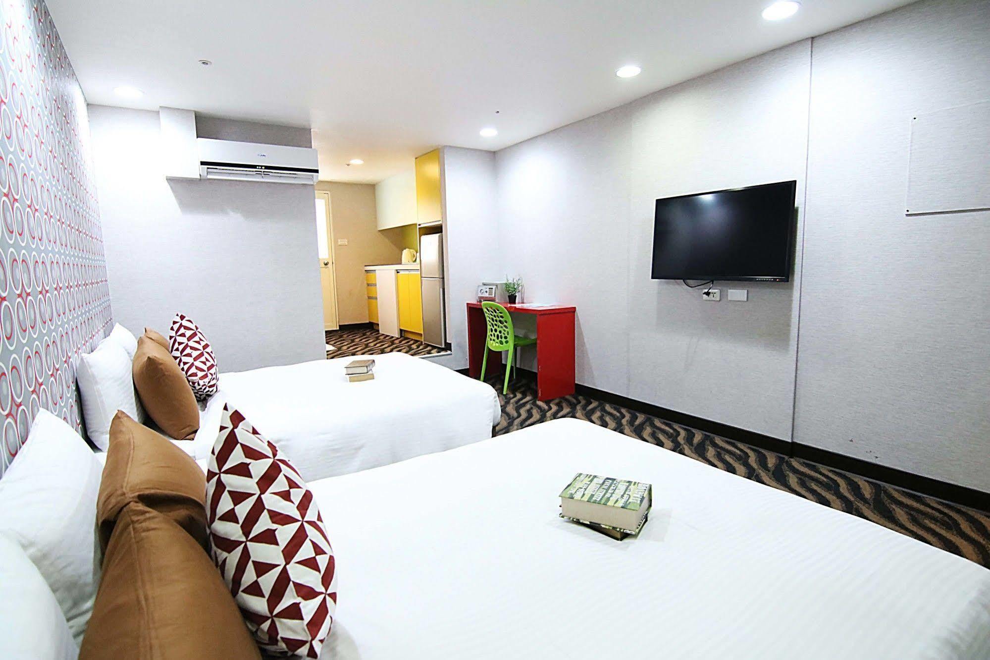 Starry Night Hotel Тайбэй Экстерьер фото